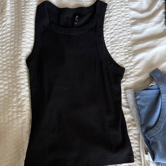 GAP Multi-Color Ribbed Tank Tops - Picture 5 of 5